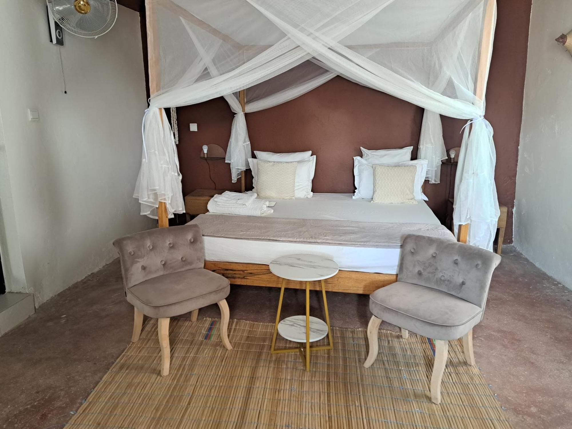 La Fandenoise Bed & Breakfast Thies Luaran gambar