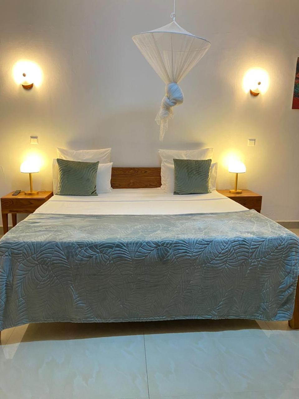 La Fandenoise Bed & Breakfast Thies Luaran gambar
